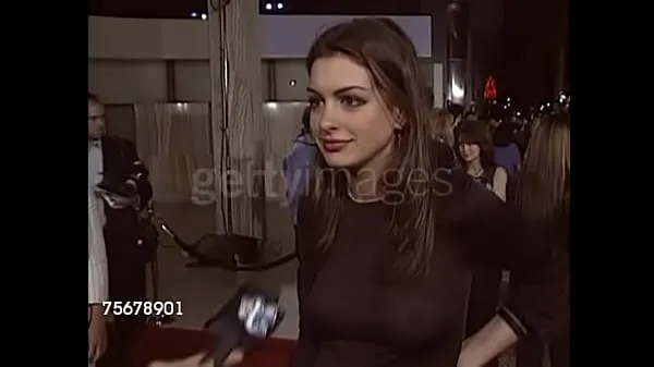 HD Anne Hathaway nel suo infame top trasparente tubo totale