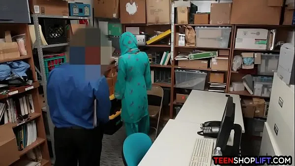 HD shop lifter caught and banged by a corrupted security guard in his back office total Tube