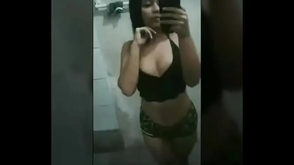 HD Brunette showing off her beautiful body on Periscope | RELAY rør i alt