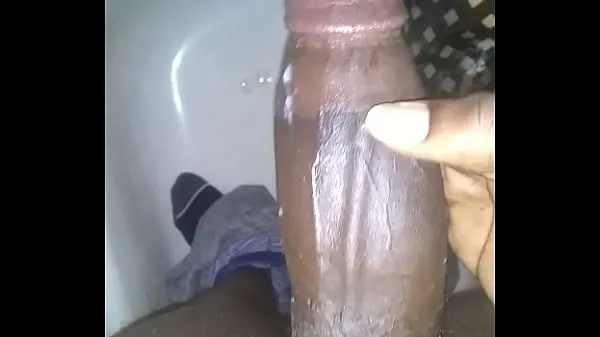 HD Jerking my bbc in tub rør i alt