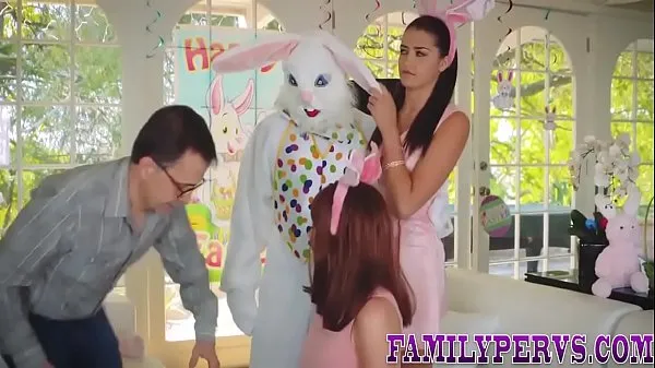 HD Teen fucks hot stud in easter bunny suit and gets facial total Tabung