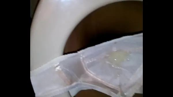 HD cum bra in toilet totalt rör