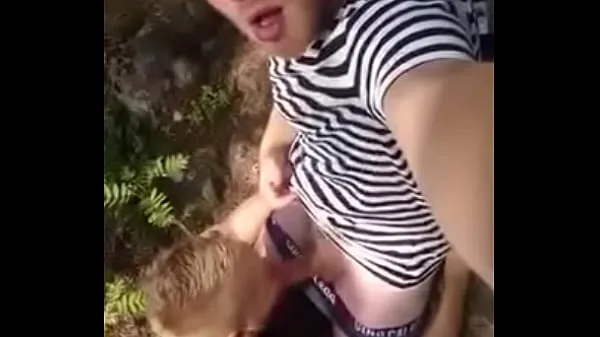 HD Blowjob im Wald insgesamt Tube