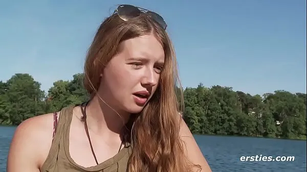 HD Alba Rubbing Her Sweet Pussy Down by the Lake totalt rør