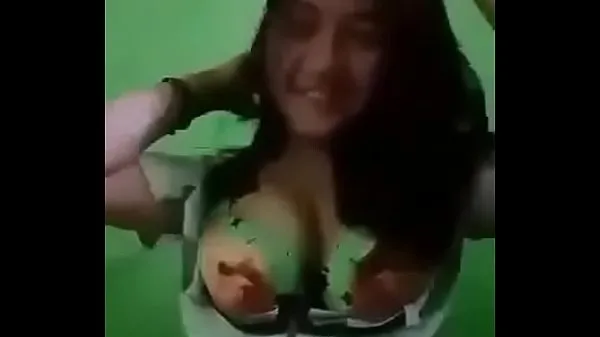 HD tetas grandes linda garota tubo total