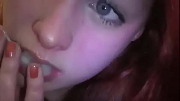 HD Married redhead playing with cum in her mouth totalt rör