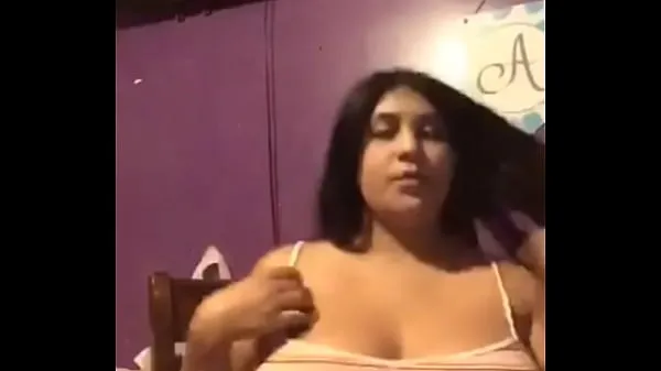 HD Mexican flashes huge tits całkowity kanał