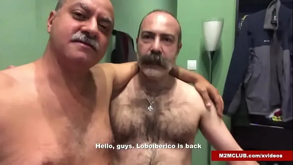 HD Machos peludos follando a un tio toplam Tüp