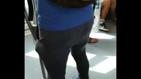 Tổng số HD Rich male ass in the Lima metro Ống