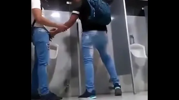 HD Blowjob in the bathroom celkem trubice