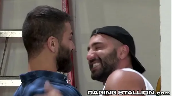 HD RagingStallion - Bearded Men Sneak Into Construction Site to Fuck teljes cső