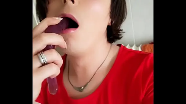 HD Homemade dildo blowjob by Amateur tgirl Analisa - she's sucking good & imagine it would be your cock celkem trubice