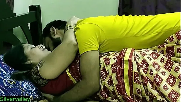 HD Indian xxx sexy Milf aunty secret sex with son in law!! Real Homemade sex totale buis