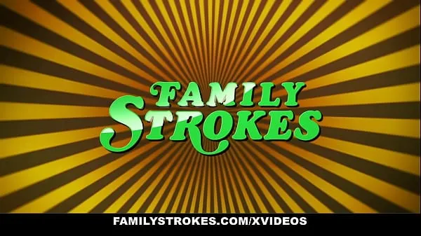 HD FamilyStrokes - Horny IdenticalTwins Whips Out Their Meaty Cocks On Leda Lotharios Angelic Face toplam Tüp