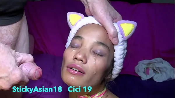 HD StickyAsian18 cutey Cici se prend une bite amusante avant de regarder la télévision Tube total