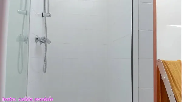 HD 총 come and spy this blonde teen Caliiie under shower개 튜브