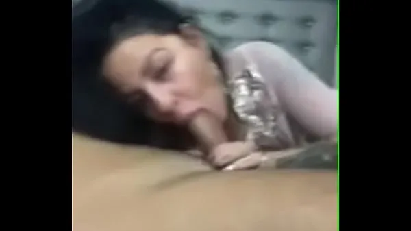 HD Busty brunette takes creamy facial συνολικός σωλήνας