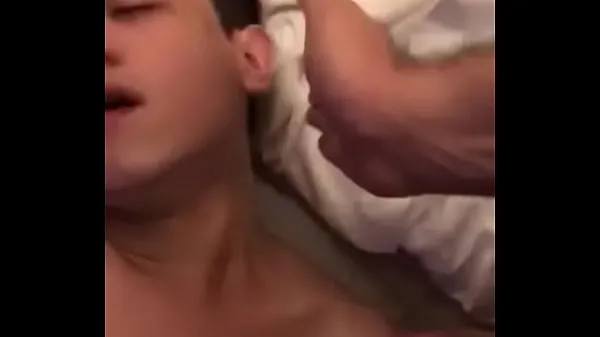 HD 18 years old learning to suck cock کل ٹیوب