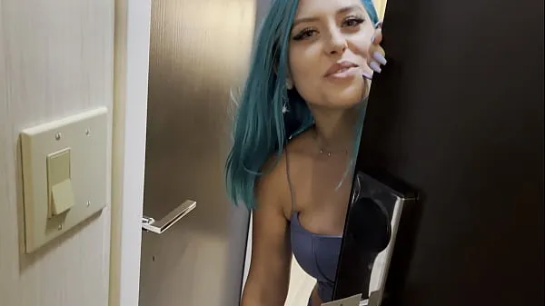 HD Casting Curvy: Blue Hair Thick Porn Star BEGS to Fuck Delivery Guy teljes cső