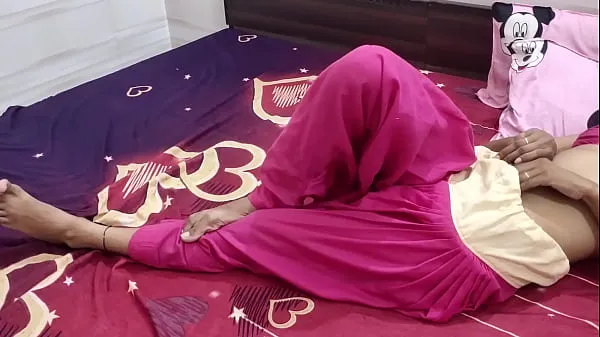 HD Desi village fille indienne en salwar kurti très sexy Tube total