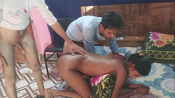 HD First time sex desi girlfriend Threesome Bengali Fucks Two Guys and one girl , Hanif pk and Sumona and Manik إجمالي الأنبوب