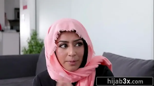 HD Hot Muslim Teen Must Suck & Fuck Neighbor To Keep Her Secret (Binky Beaz teljes cső