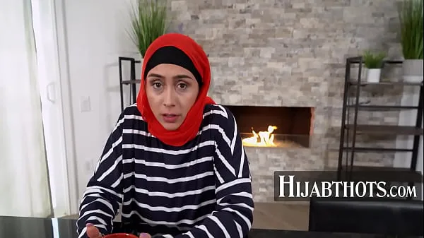 HD Naive Hijab Stepmom POV - Lilly Hall totale buis