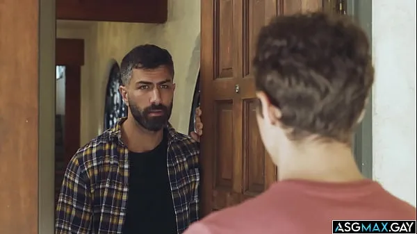 HD Stockholm syndrome! Jayden Marcos fucks his captor Adam Ramzi in this emotional and beautifully captured story with two super hunks skupaj Tube