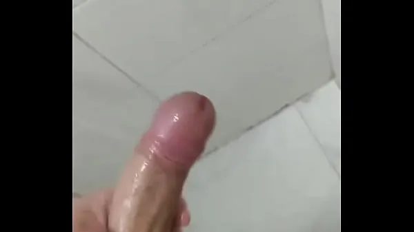 HD With my pink dick crooked and hard I ran to the shower to enjoy it deliciously insgesamt Tube