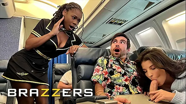 HD Lucky Gets Fucked With Flight Attendant Hazel Grace In Private When LaSirena69 Comes & Joins For A Hot 3some - BRAZZERS putki yhteensä