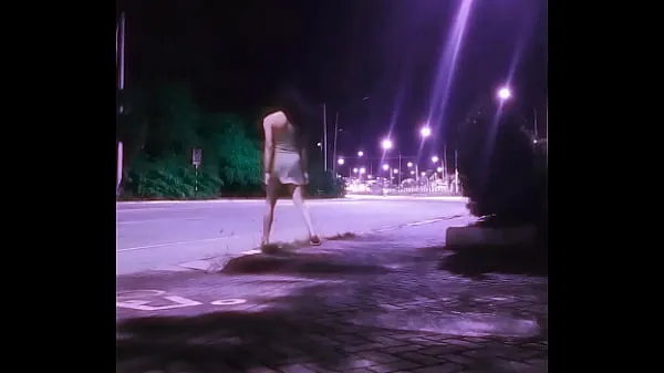 HD Teen femboy naked in highway rør i alt